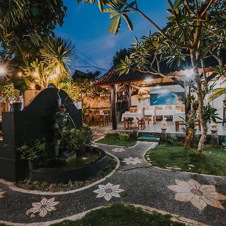 Alam Nusa Bungalow Huts & Spa Нуса-Лембонган Екстер'єр фото