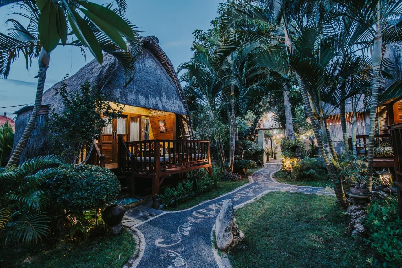 Alam Nusa Bungalow Huts & Spa Нуса-Лембонган Екстер'єр фото