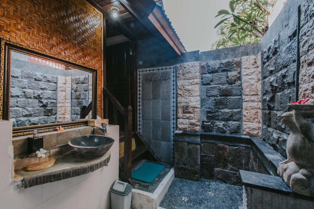 Alam Nusa Bungalow Huts & Spa Нуса-Лембонган Екстер'єр фото