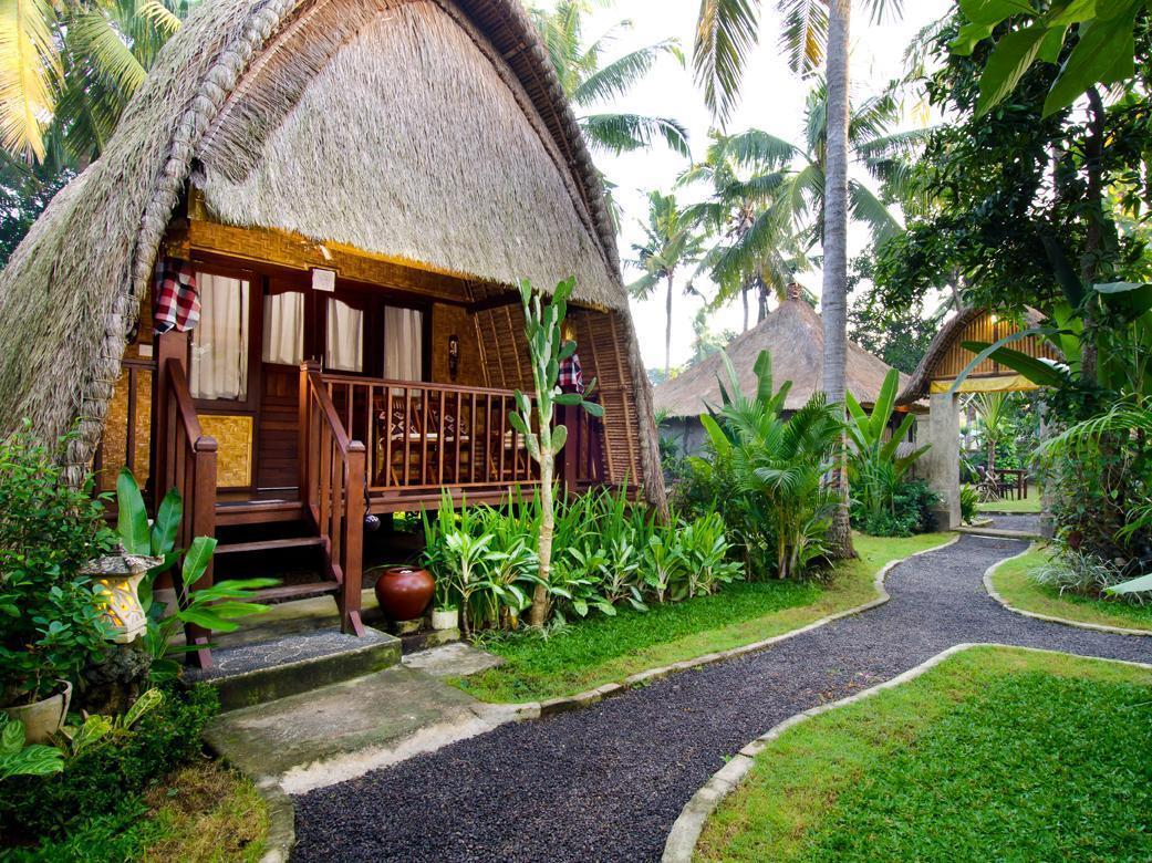 Alam Nusa Bungalow Huts & Spa Нуса-Лембонган Екстер'єр фото